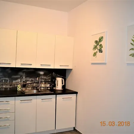 Amistik Tower Appartamento Breslavia